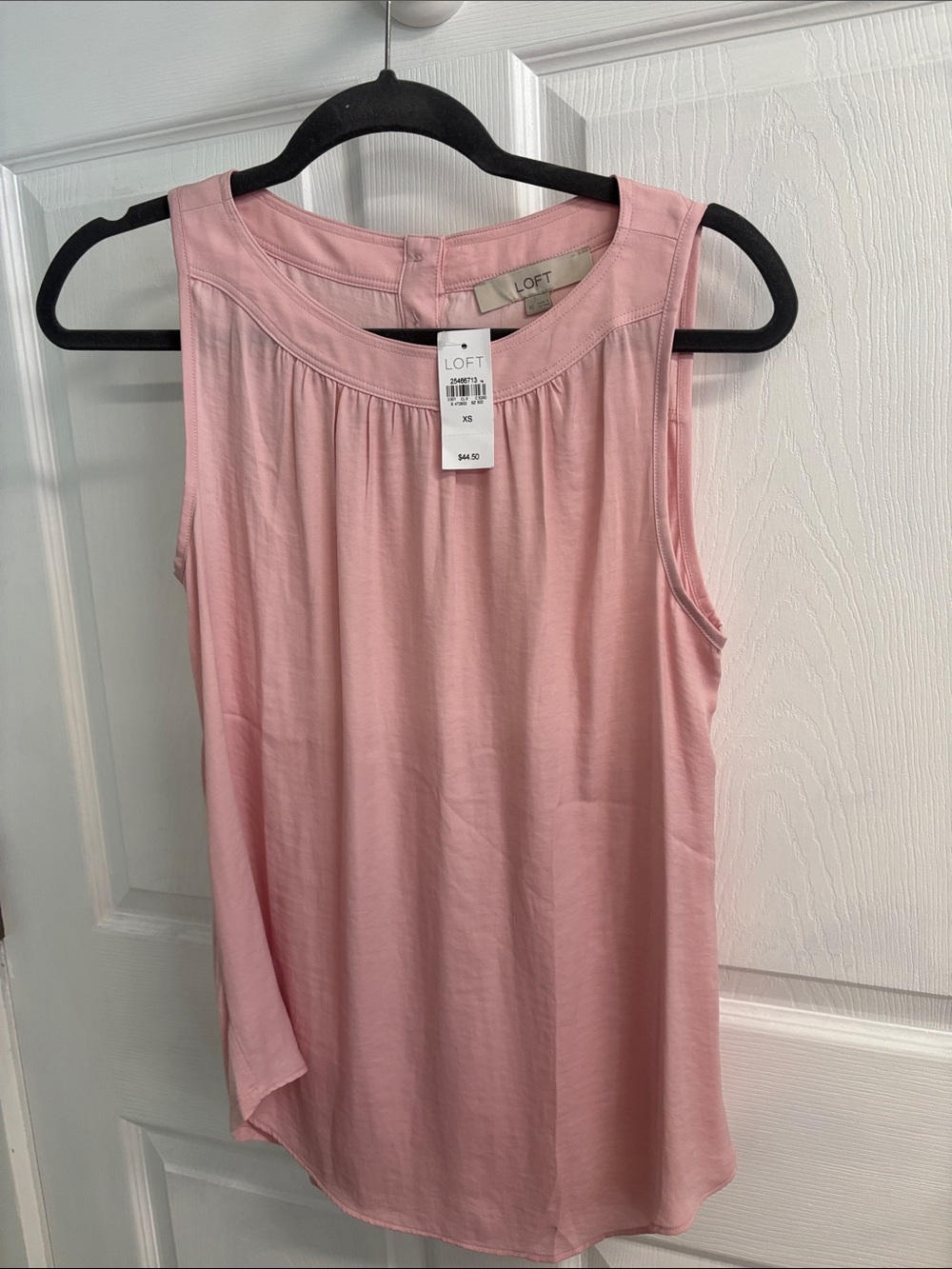 LOFT Soft Pink Sleeveless Pleat-Neck Tank Top